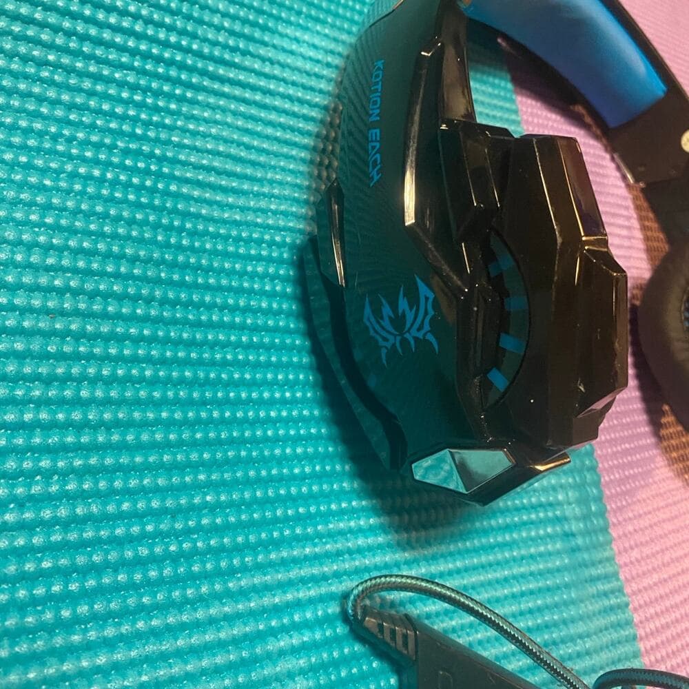 gaming headsets - Thumbnail 3