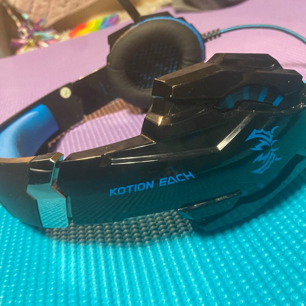 gaming headsets - Thumbnail 4