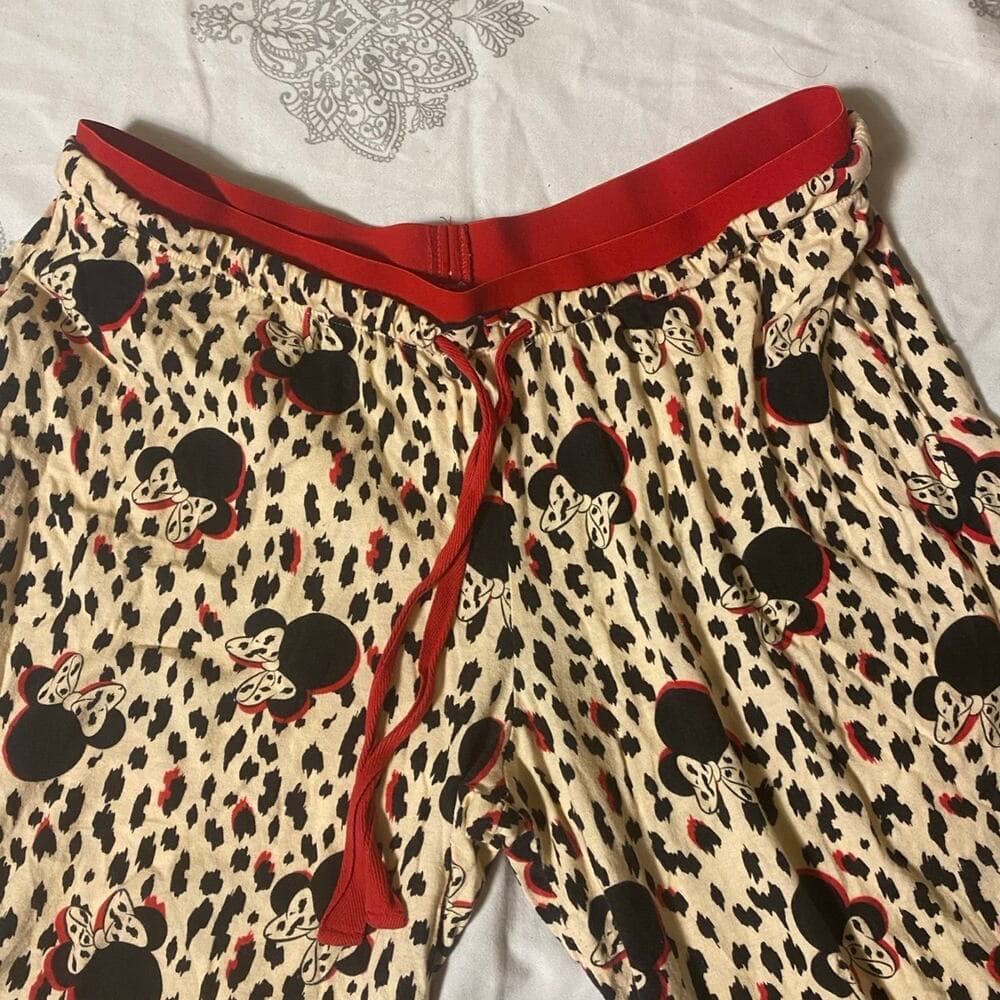 Disney Minnie Mouse animal print capri sleepwear