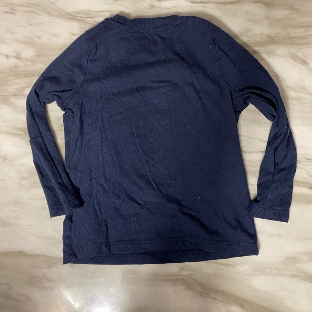 Old navy kids long sleeve 3T - Thumbnail 3