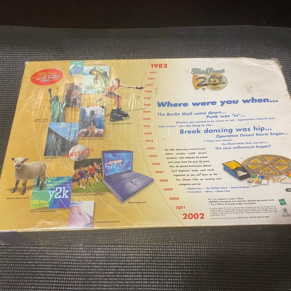 Hasbro Games Trivial Pursuit 20th Anniversary - Thumbnail 2