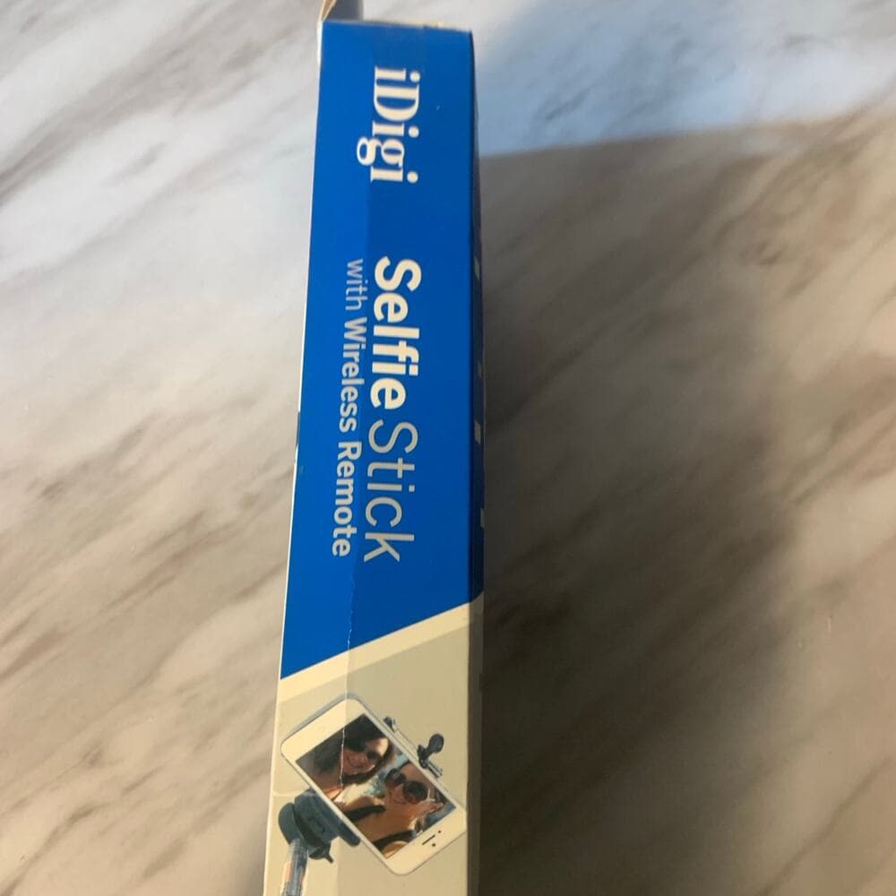 Selfie Stick With Wireless remote - Thumbnail 3