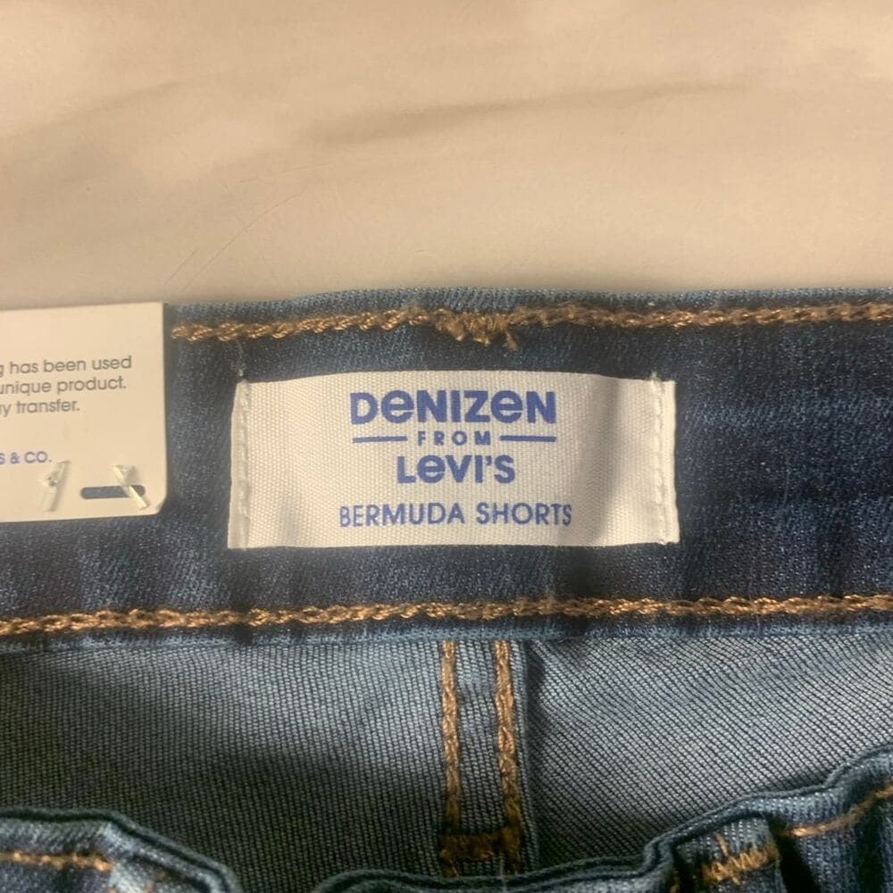 Levi’s Women’s Dark Blue Jeans Size 4 - Thumbnail 2