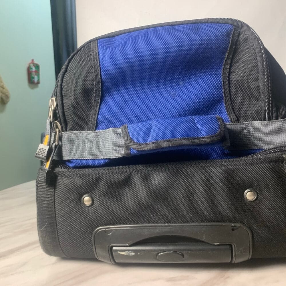 Ricardo Beverly Hills Drop Bottom Rolling Duffel Bag Luggage Backpack - Thumbnail 4