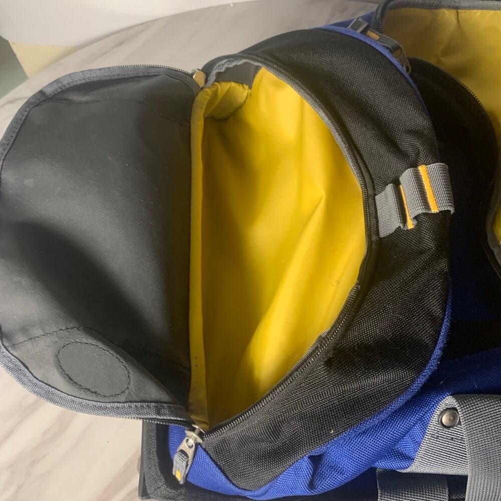 Ricardo Beverly Hills Drop Bottom Rolling Duffel Bag Luggage Backpack - Thumbnail 8