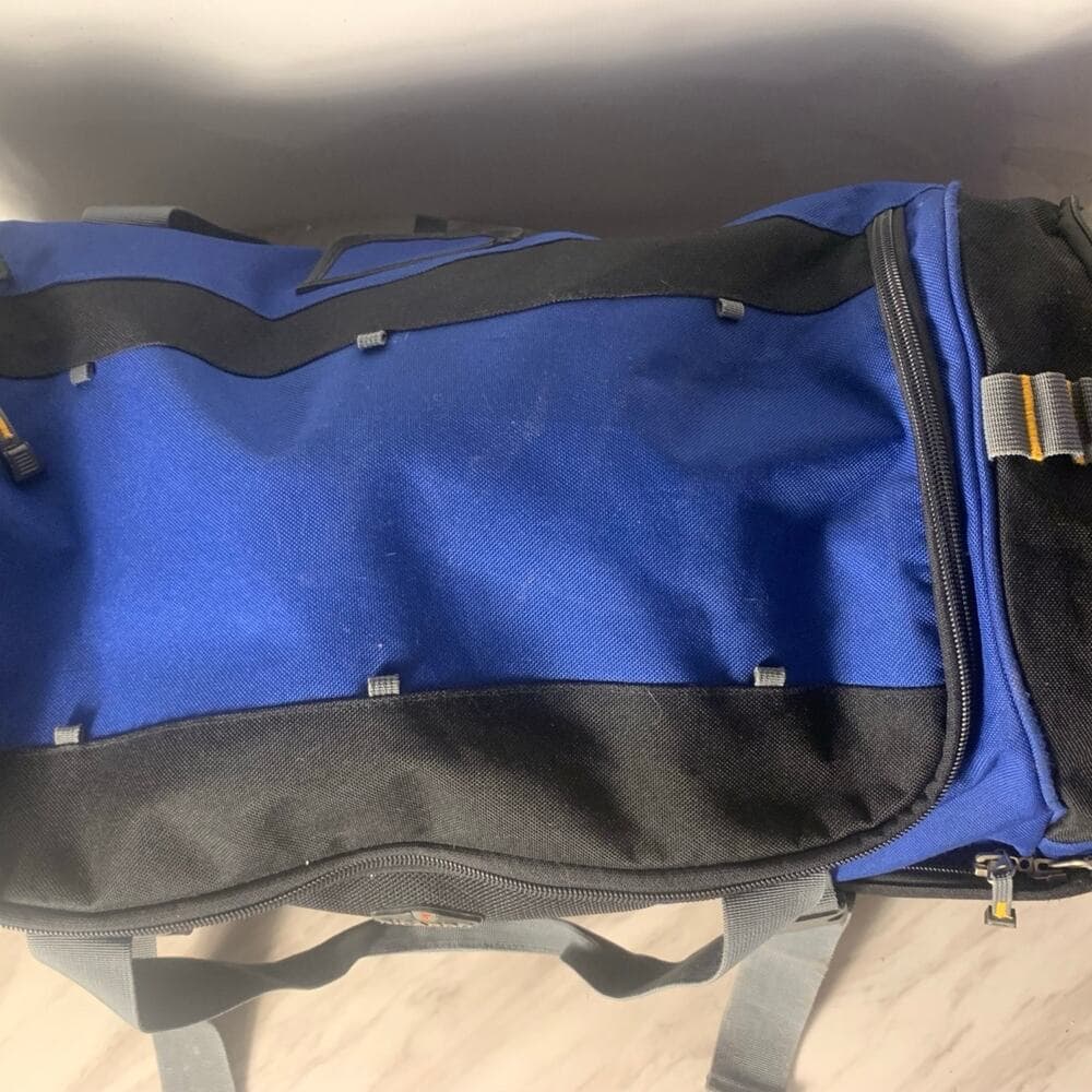 Ricardo Beverly Hills Drop Bottom Rolling Duffel Bag Luggage Backpack - Thumbnail 2