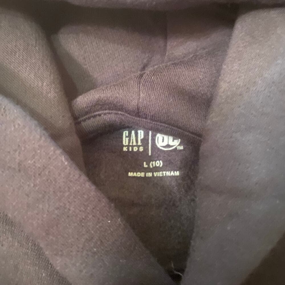 GapKids | DC™ Vintage Soft Graphic Hoodie - Thumbnail 4
