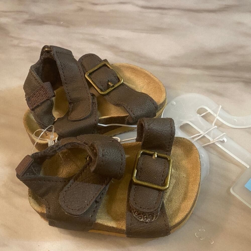 Sandals size 0-3 - Thumbnail 2
