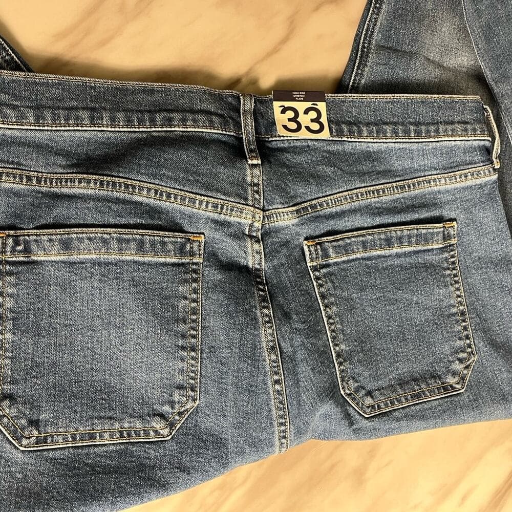 Women’s Jeans Size 33/16 Tall - Thumbnail 3