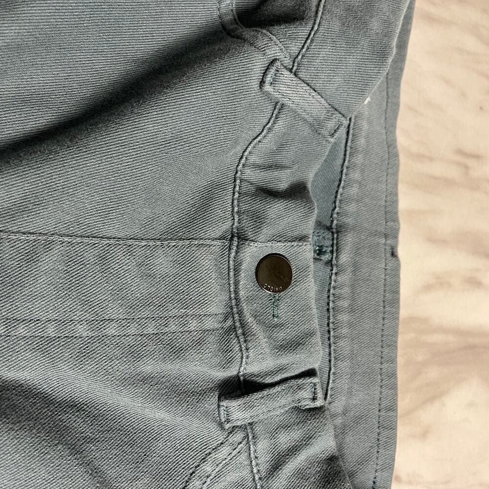 Women’s Jeans Size M Waist 28-29 in