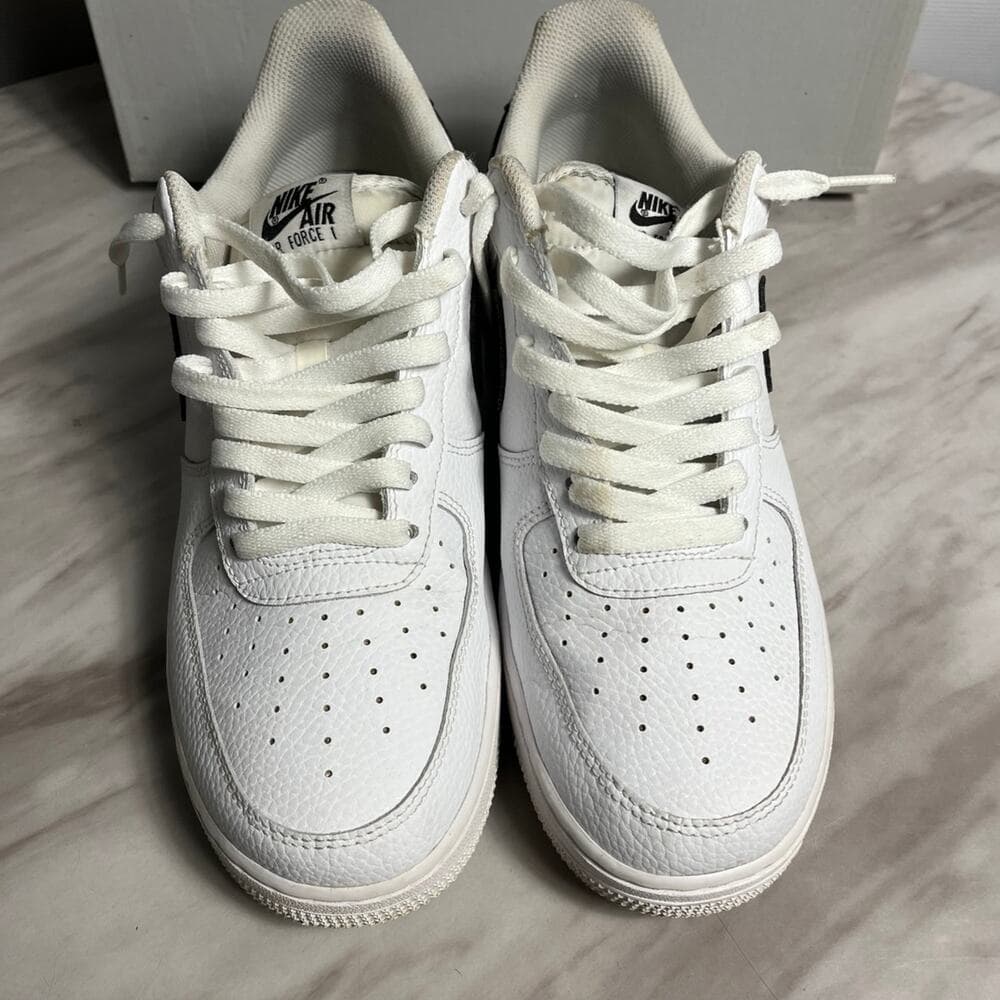 Nike Air Force 1 Shoes White & Black Men's Size 9 - Thumbnail 3