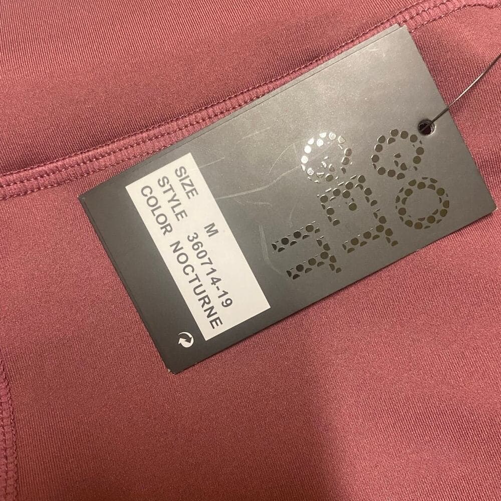 Level up active woman’s pants