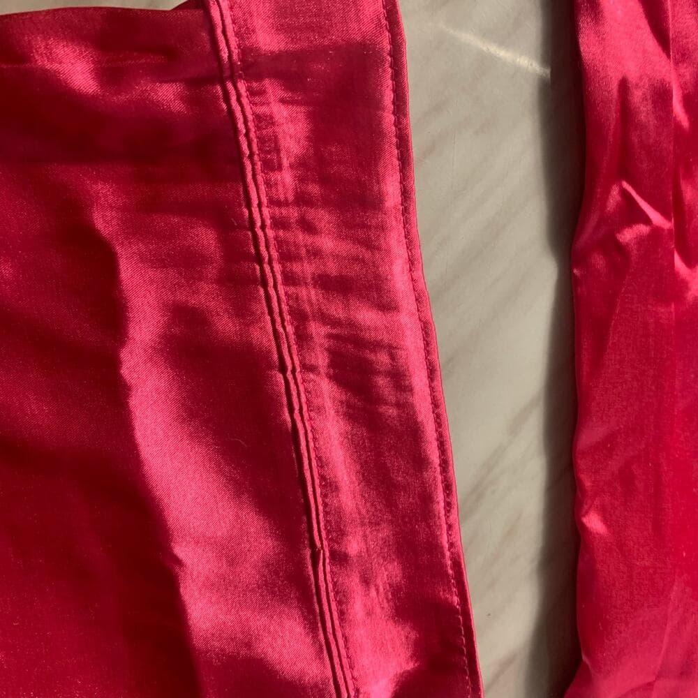 Pink woman’s Pants Size Small - Thumbnail 2