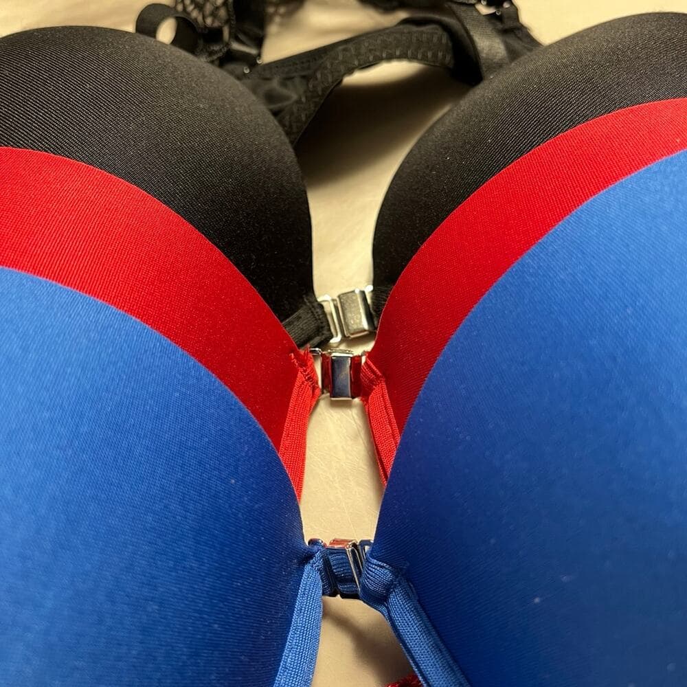 3 Pack Of SHEIN Bra Size L - Thumbnail 3