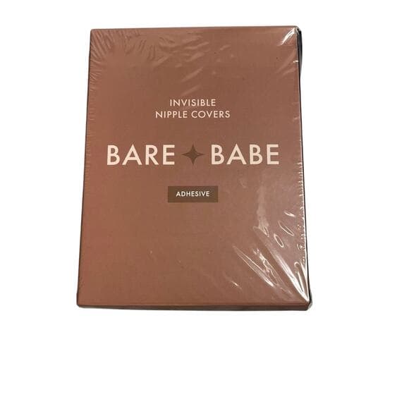 Invisible Nipple Coverd Bare Babe - Thumbnail 3