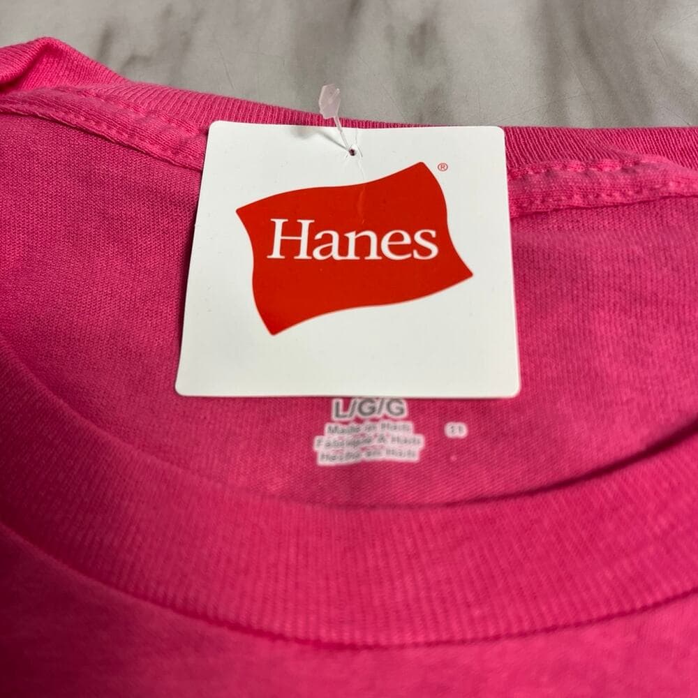 Hanes Men’s T-Shirt Size Large Pink - Thumbnail 2