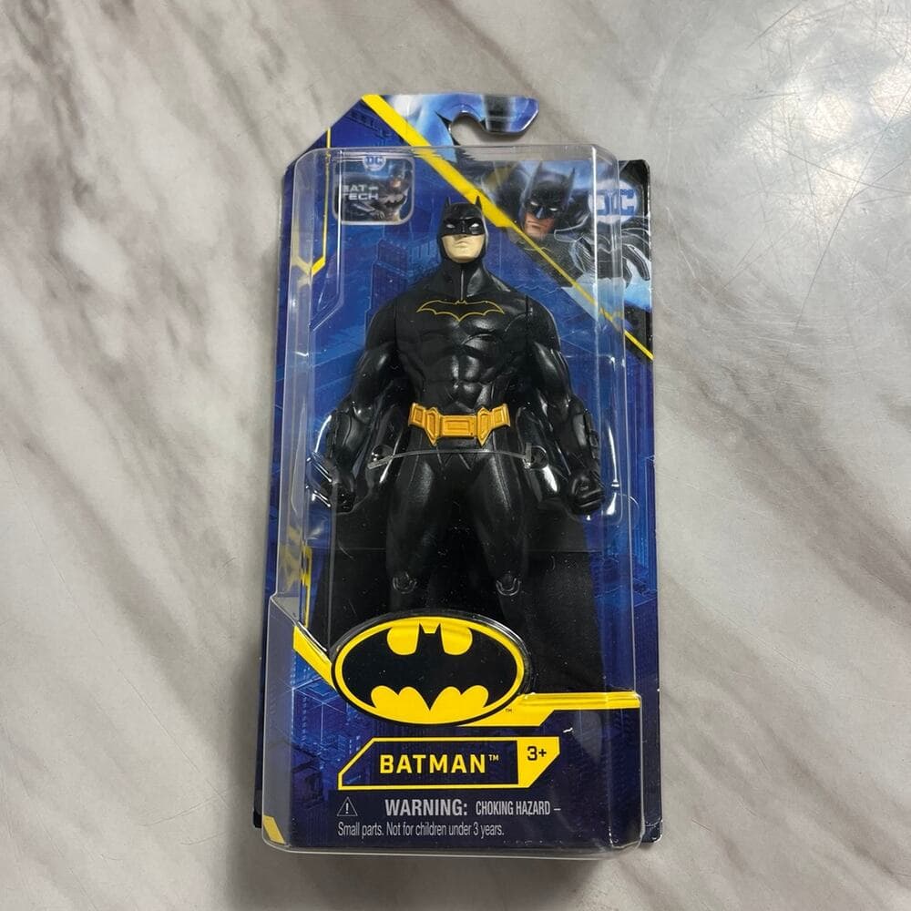 DC Comics Batman 6 Inch Action Figure for Children Ages 3 and up