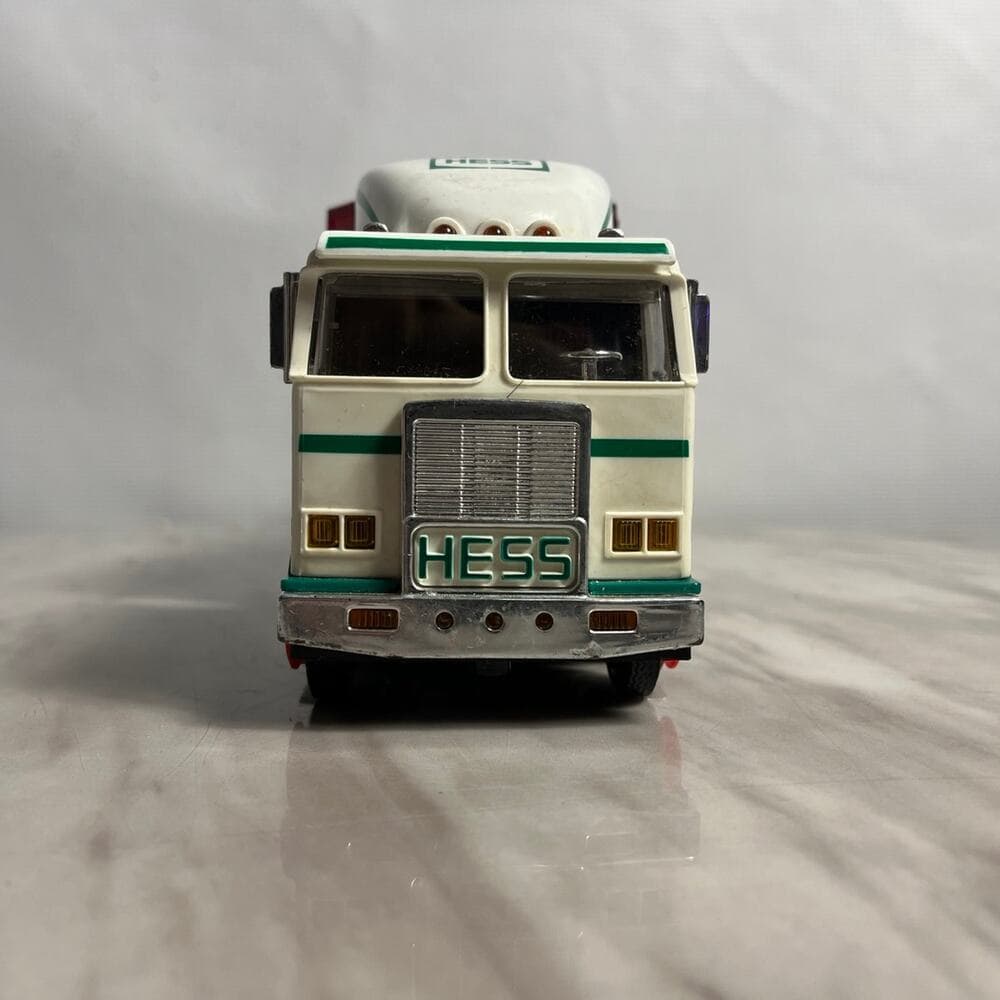 Rare 1997 Hess Oil Toy Truck with Racers - Tested Working Model - Thumbnail 2