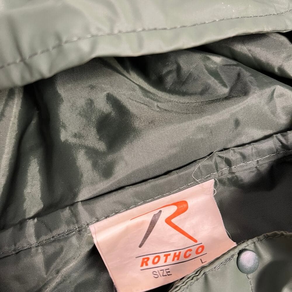 green Rothco rain jacket Size Large - Thumbnail 3