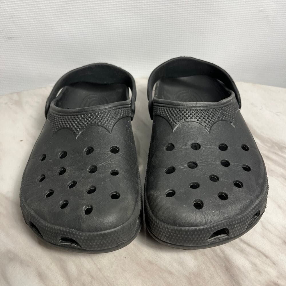 Mens classic Shoes Size 5