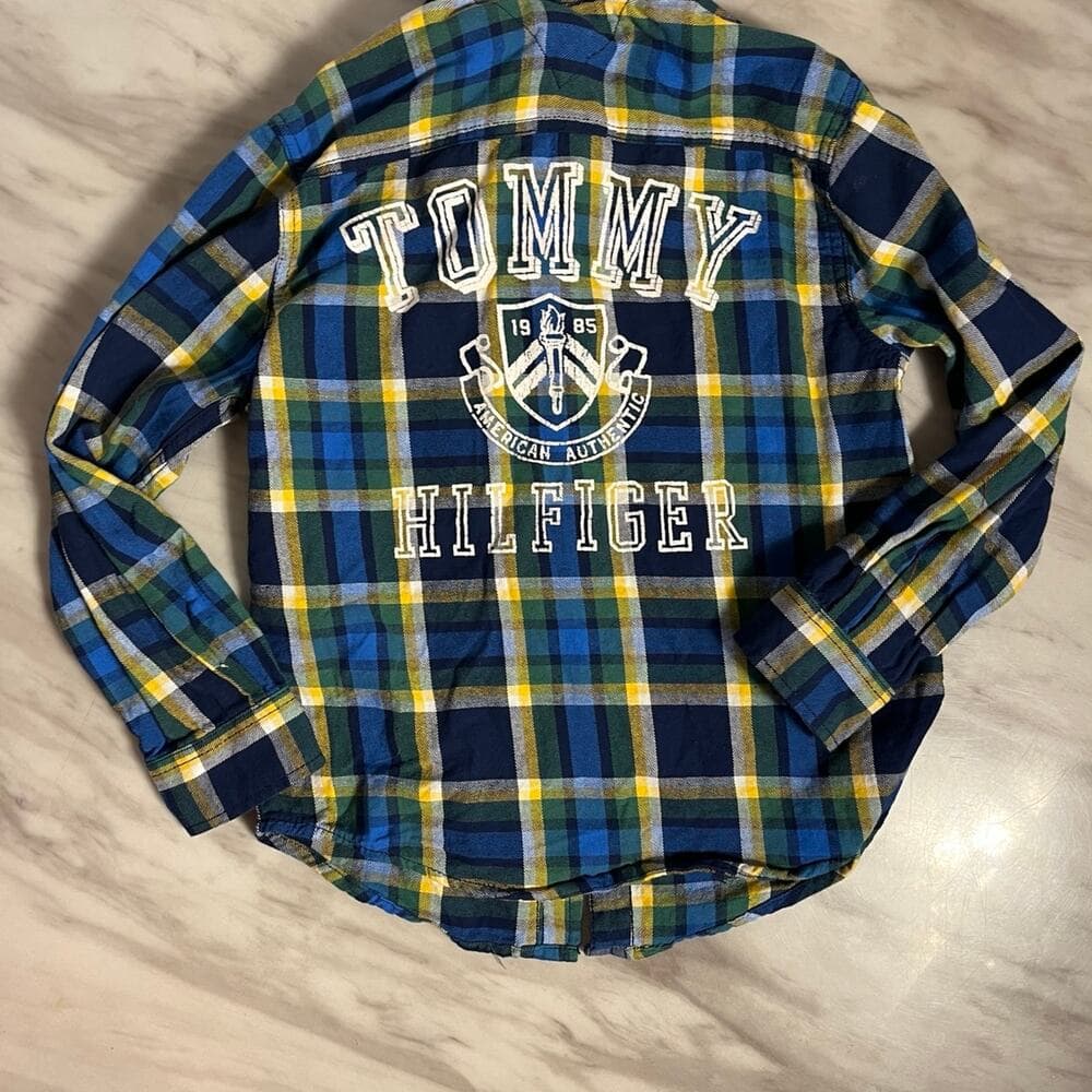Tommy Hilfiger Graphic Plaid Button Down Flannel Shirt Pockets Youth Size 8/10 - Thumbnail 6