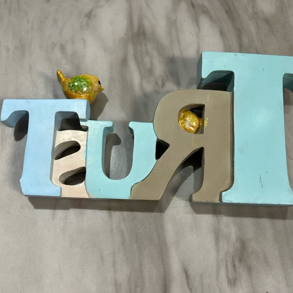 Trust In The Lord With All Your Heart Stand Up Home Decoration - Thumbnail 4