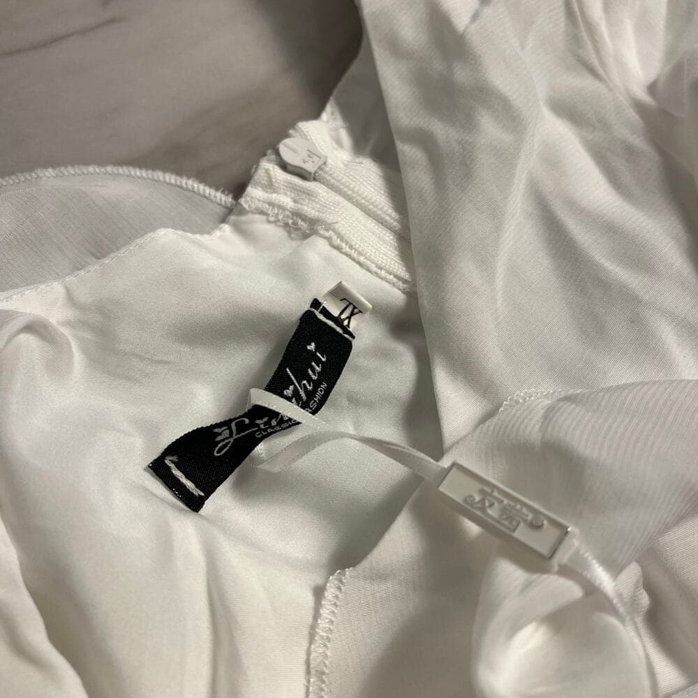 Long Women’s White Dress Size XL - Thumbnail 2