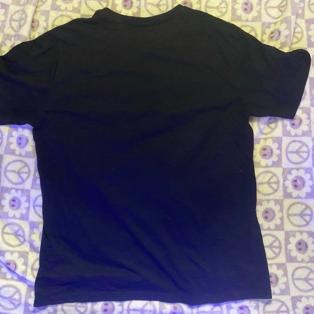 Street iz watching mens T-shirt - Thumbnail 2