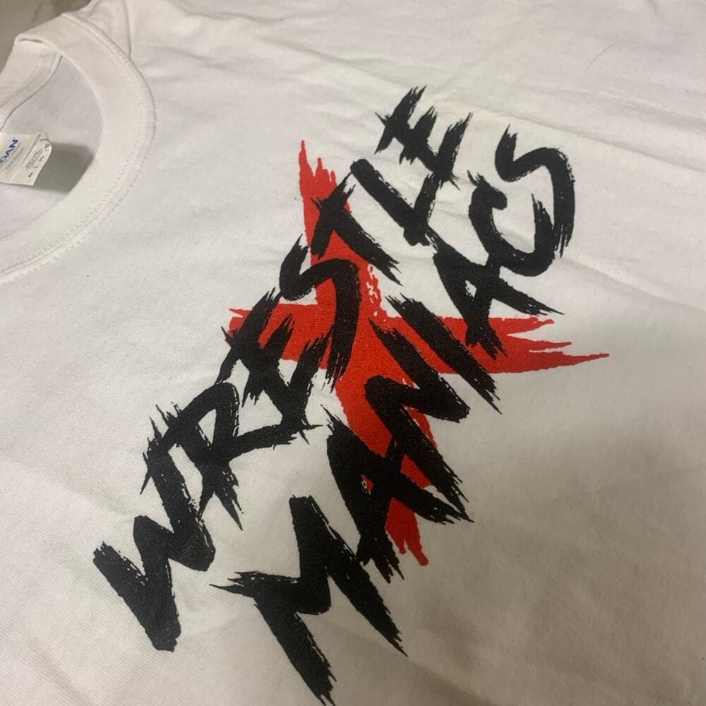 Wrestle maniacs T-shirt Size X large