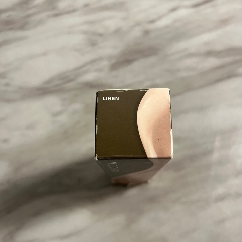Skin Love Weightless Blur Foundation - Becca for Women - 1.23 oz Linen