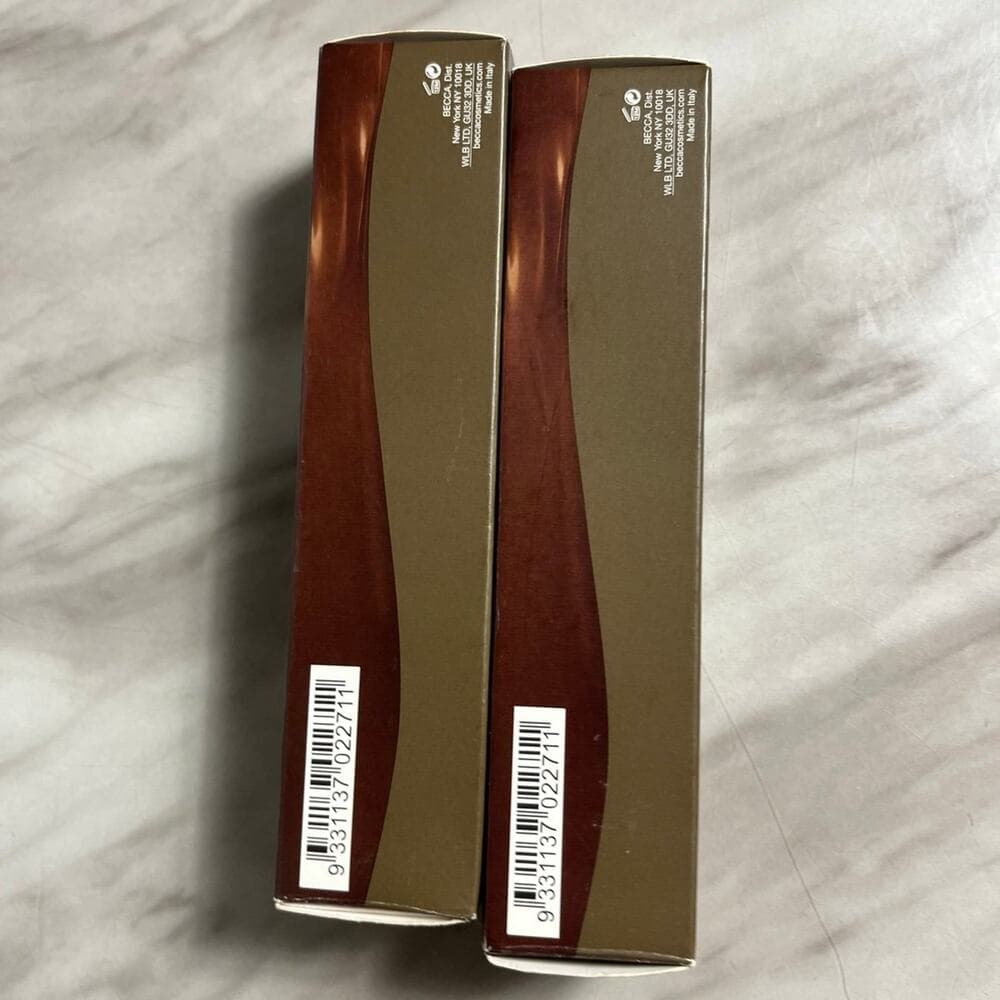 2 Becca Ultimate Coverage 24 Hour Foundation Chestnut
