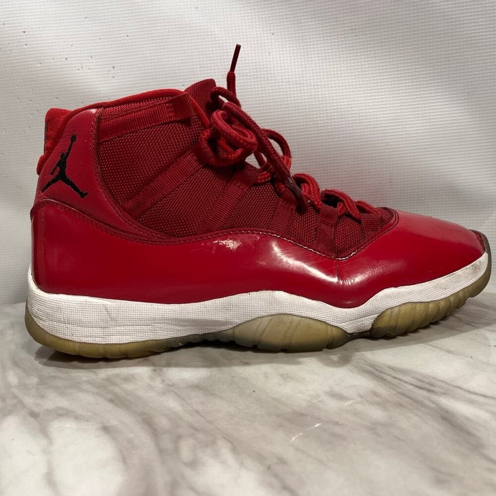 Size 10- Jordan 11 Retro High Win Like '96 - Thumbnail 5