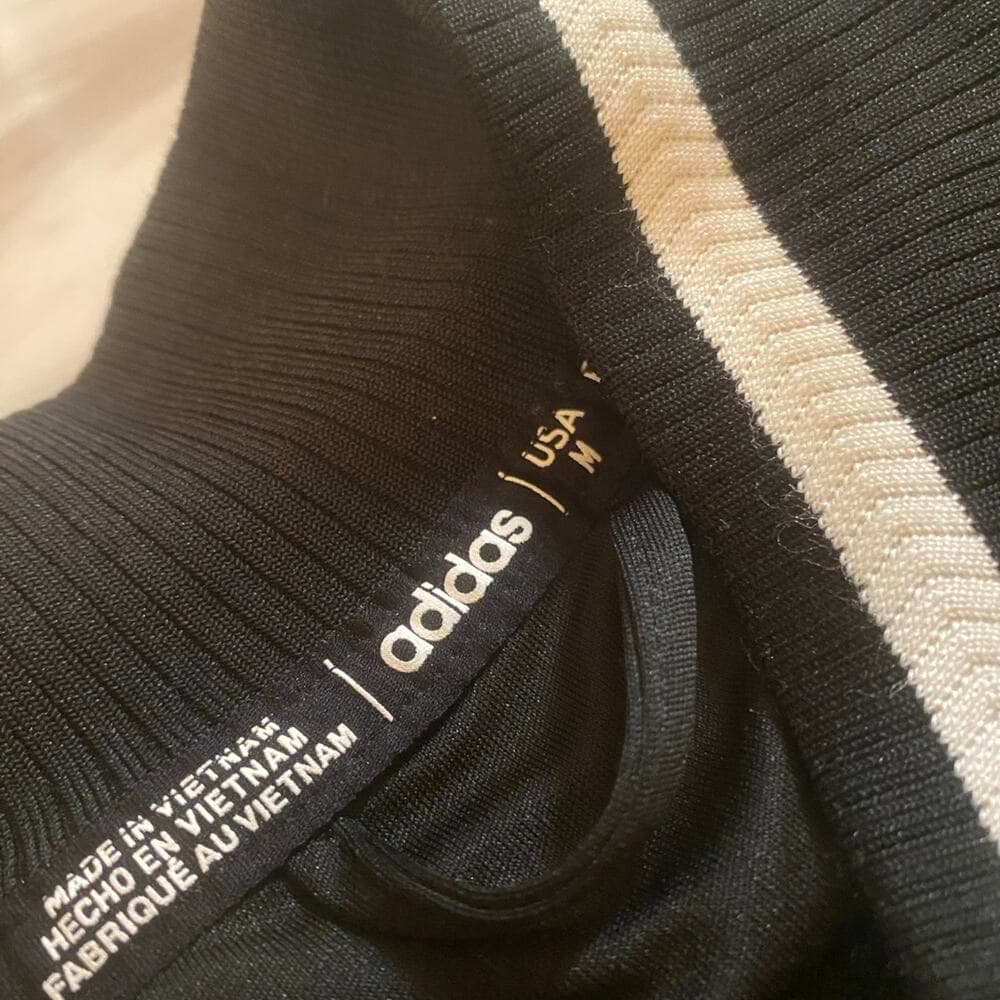 Adidas men’s jacket size Medium - Thumbnail 4