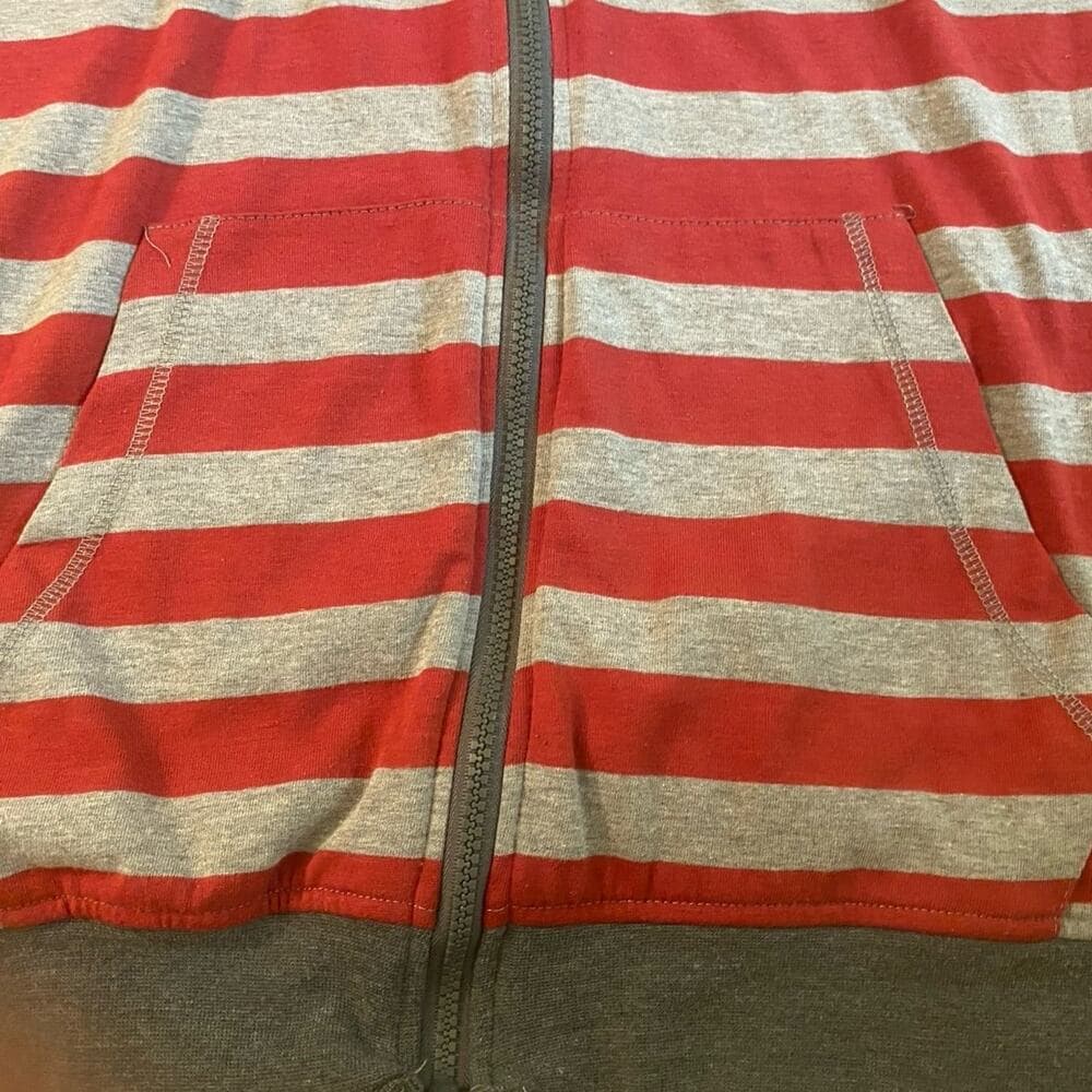 Roaoblock sweater for men’s size medium - Thumbnail 4