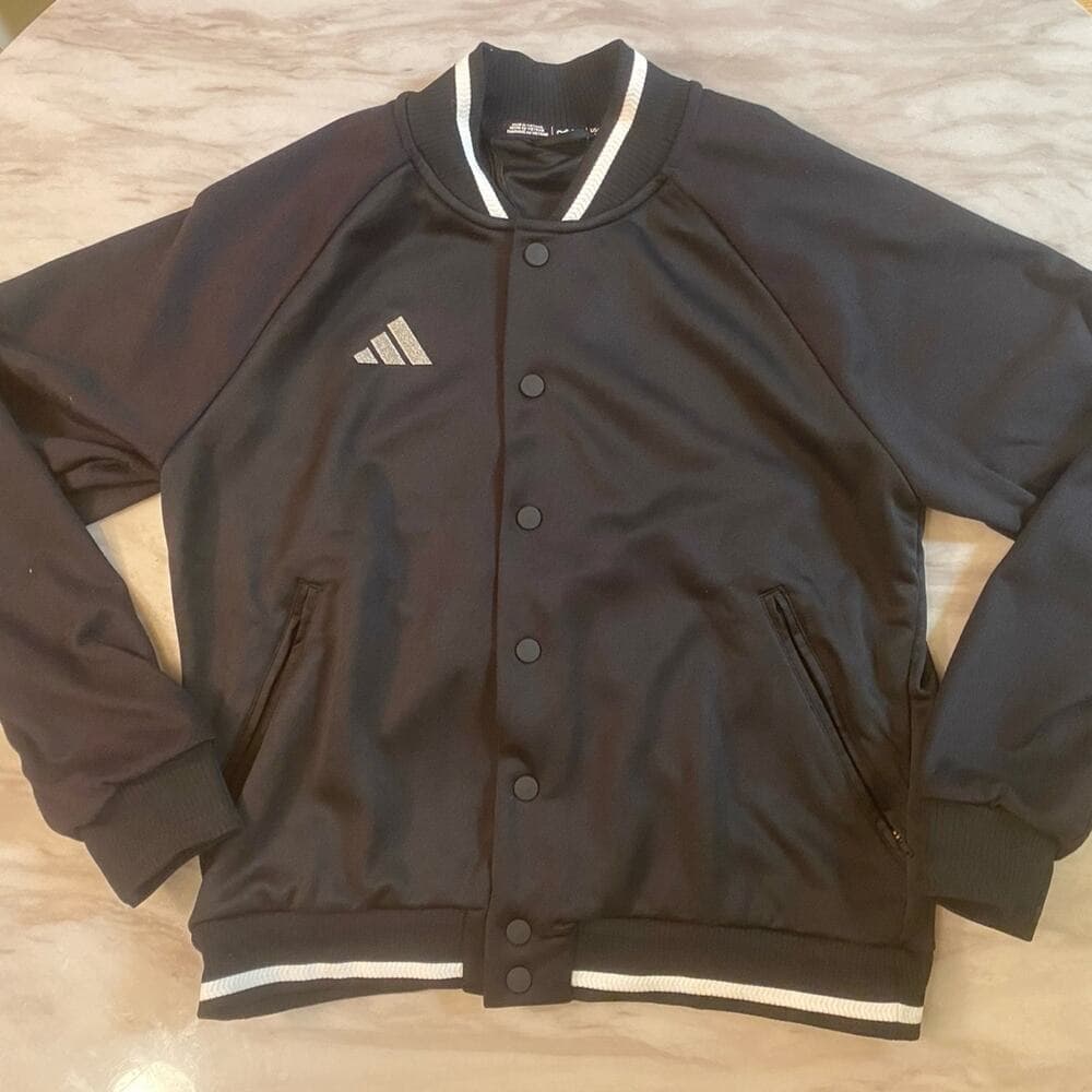 Adidas men’s jacket size Medium