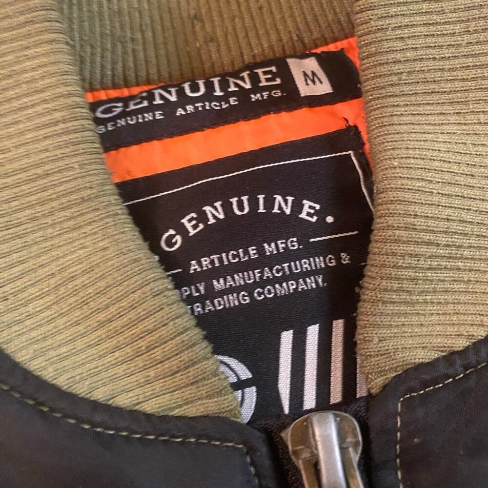 Bomber Jacket Size Medium - Thumbnail 2