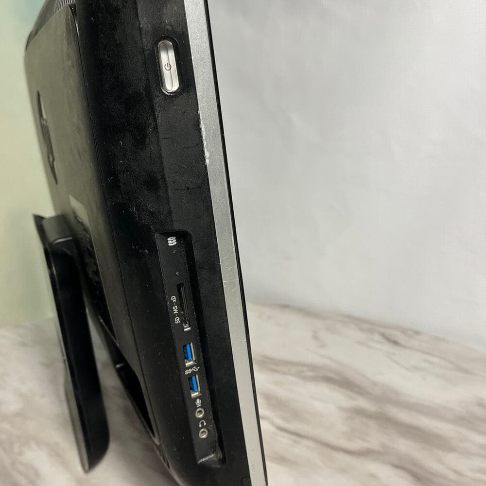 HP Pavilion 20 All-In-One PC (W/ Power Cable & AC Adapter) - Thumbnail 7