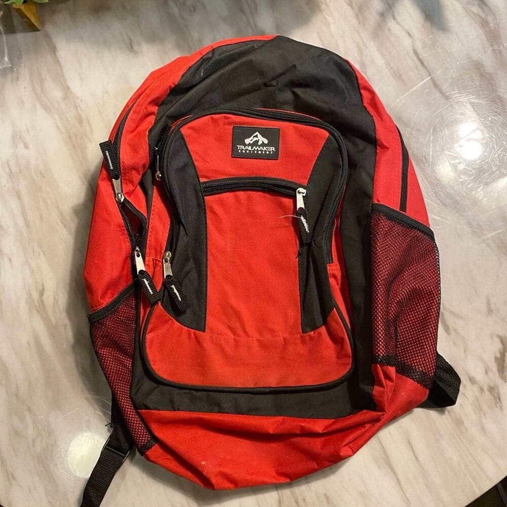 Trailmaker 19 Inch Multi Pocket Backpack bag