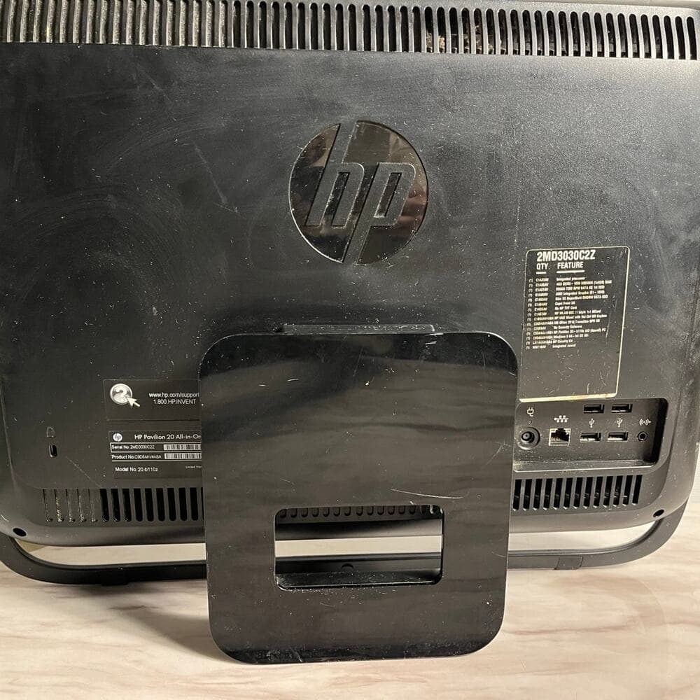 HP Pavilion 20 All-In-One PC (W/ Power Cable & AC Adapter) - Thumbnail 4