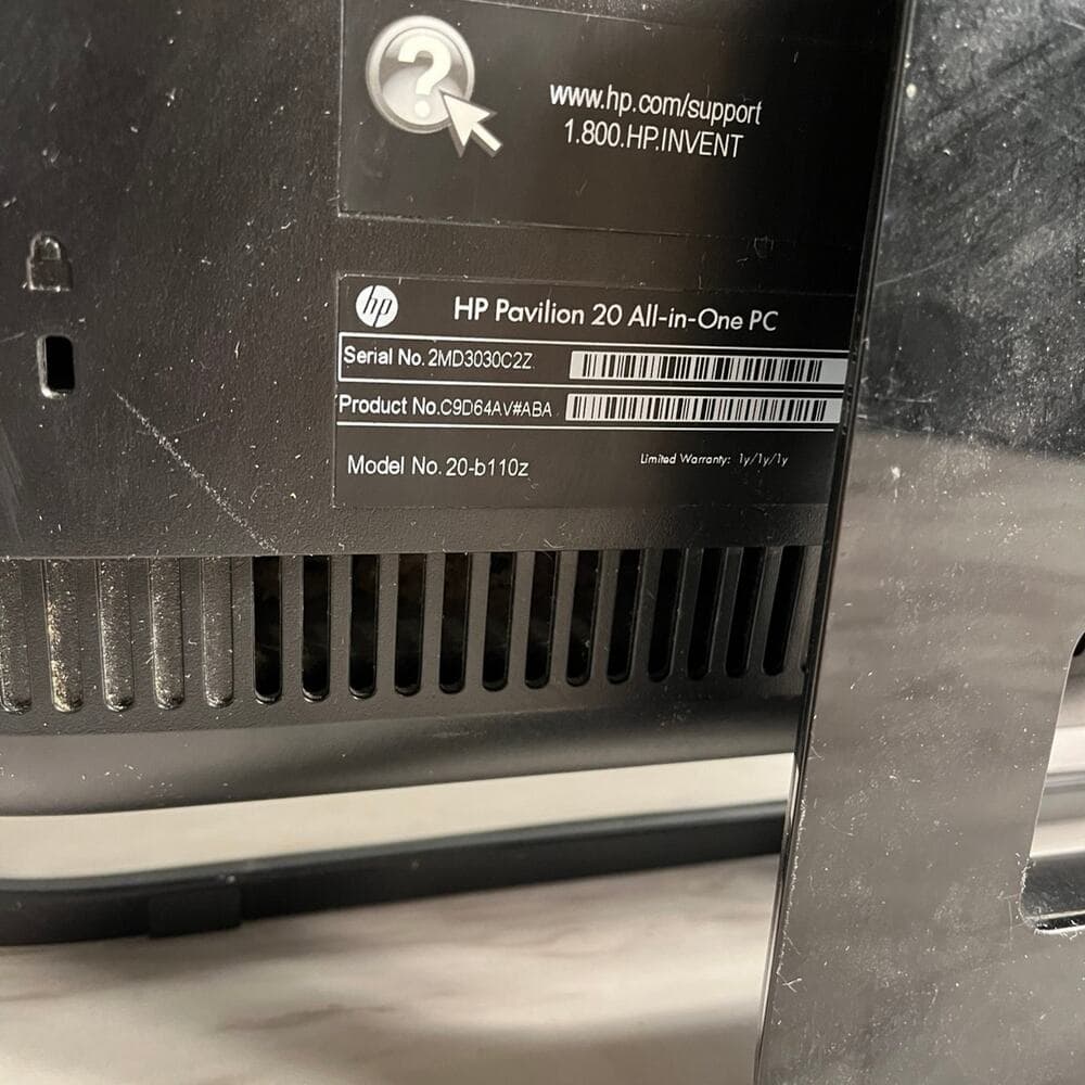 HP Pavilion 20 All-In-One PC (W/ Power Cable & AC Adapter) - Thumbnail 5