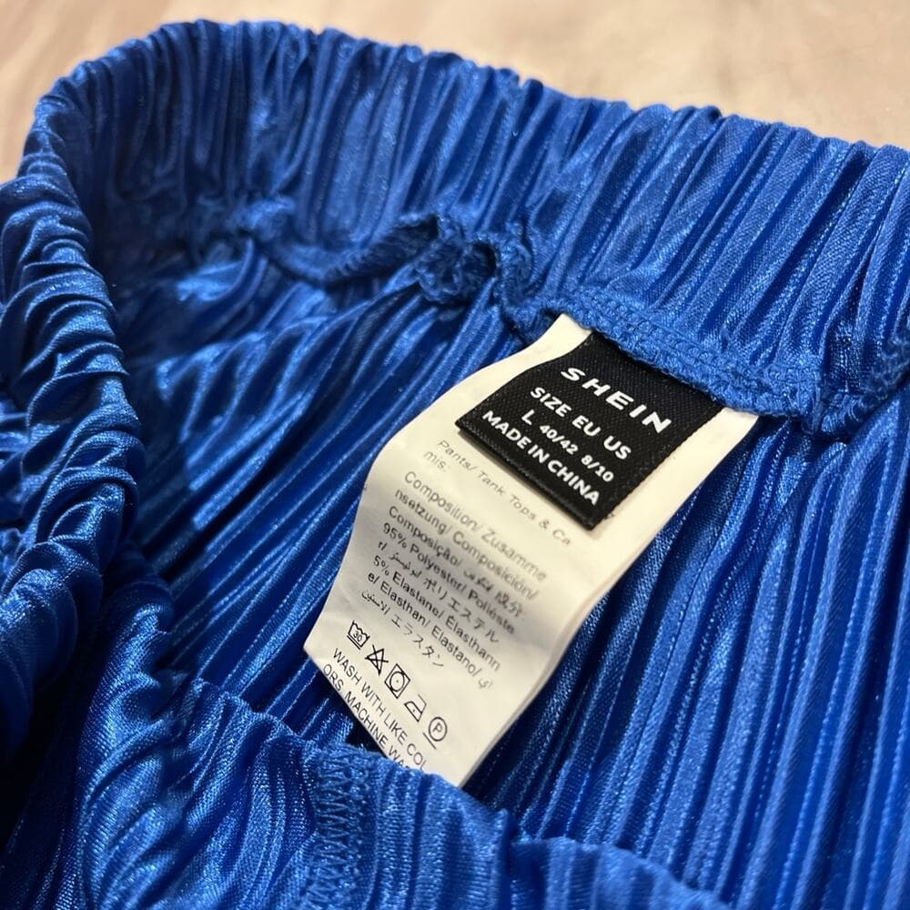 SHEIN Royal Blue Short / Tank Top Women’s Outfit Size Large - Thumbnail 2