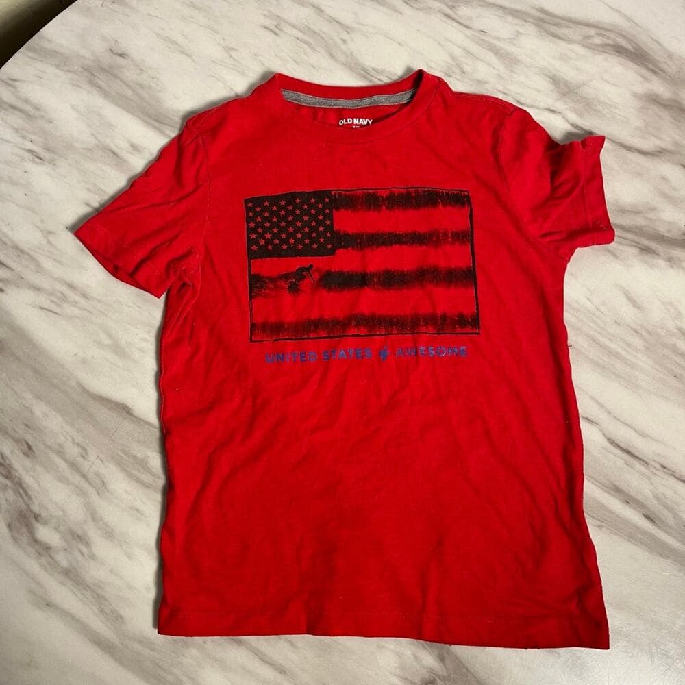 Old Navy Graphic Crew-Neck T-Shirt For Boys Size 8