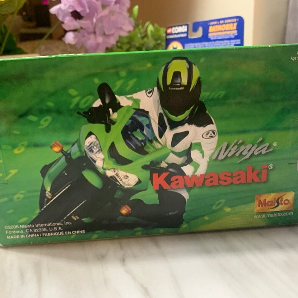 Kawasaki ninja toy - Thumbnail 2