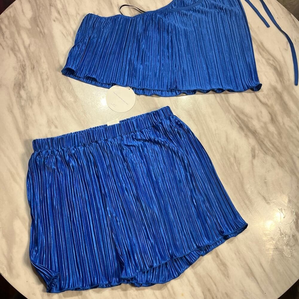 SHEIN Royal Blue Short / Tank Top Women’s Outfit Size Large