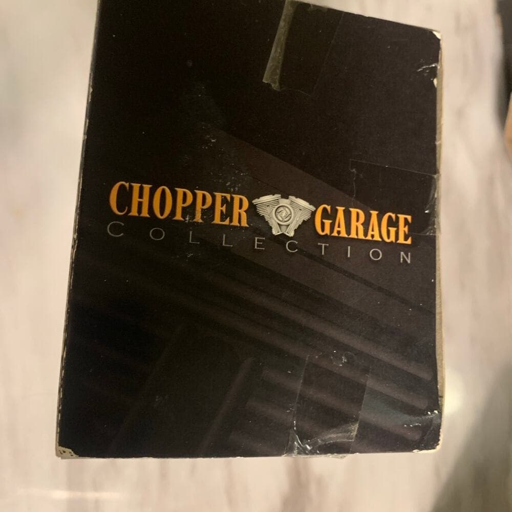 Chopper Garage Collection Motorcycle Toy - Thumbnail 4