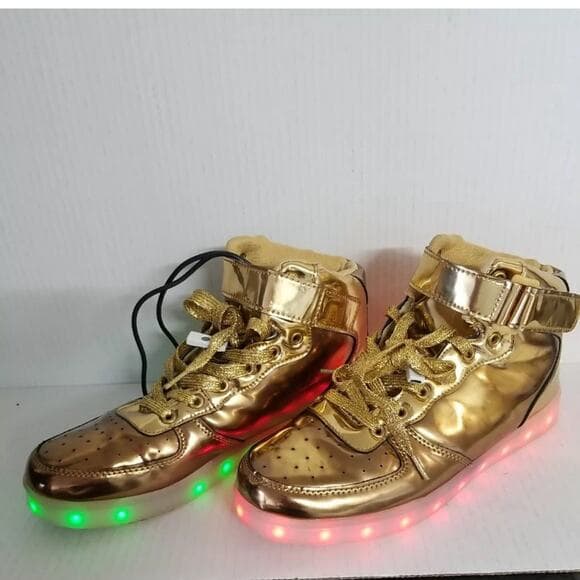 Woman’s sneakers size 5.5 - Thumbnail 13