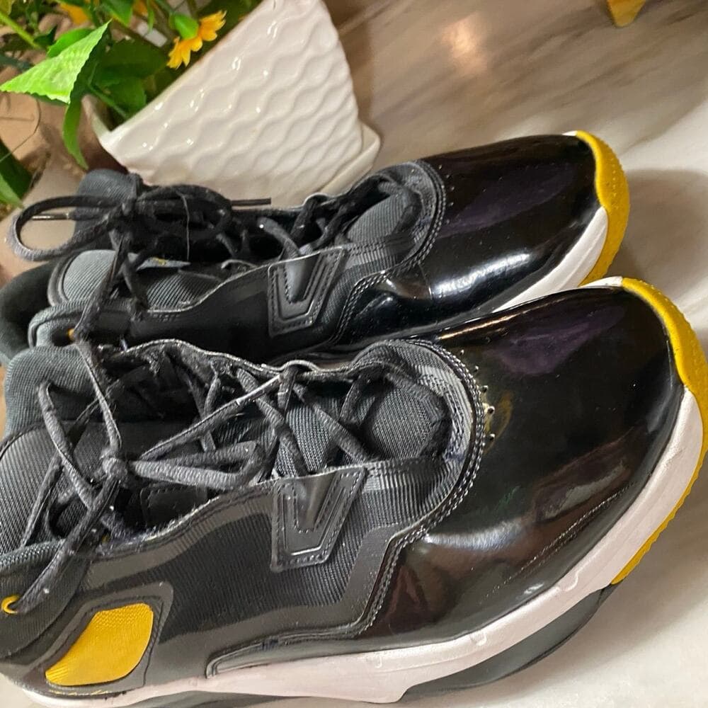 Nike Air Jordan sneakers Stay Loyal 3 Black Yellow Ochre Size 13 Men’s - Thumbnail 2