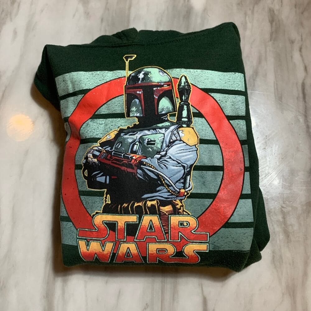 Star war sweater size medium - Thumbnail 3