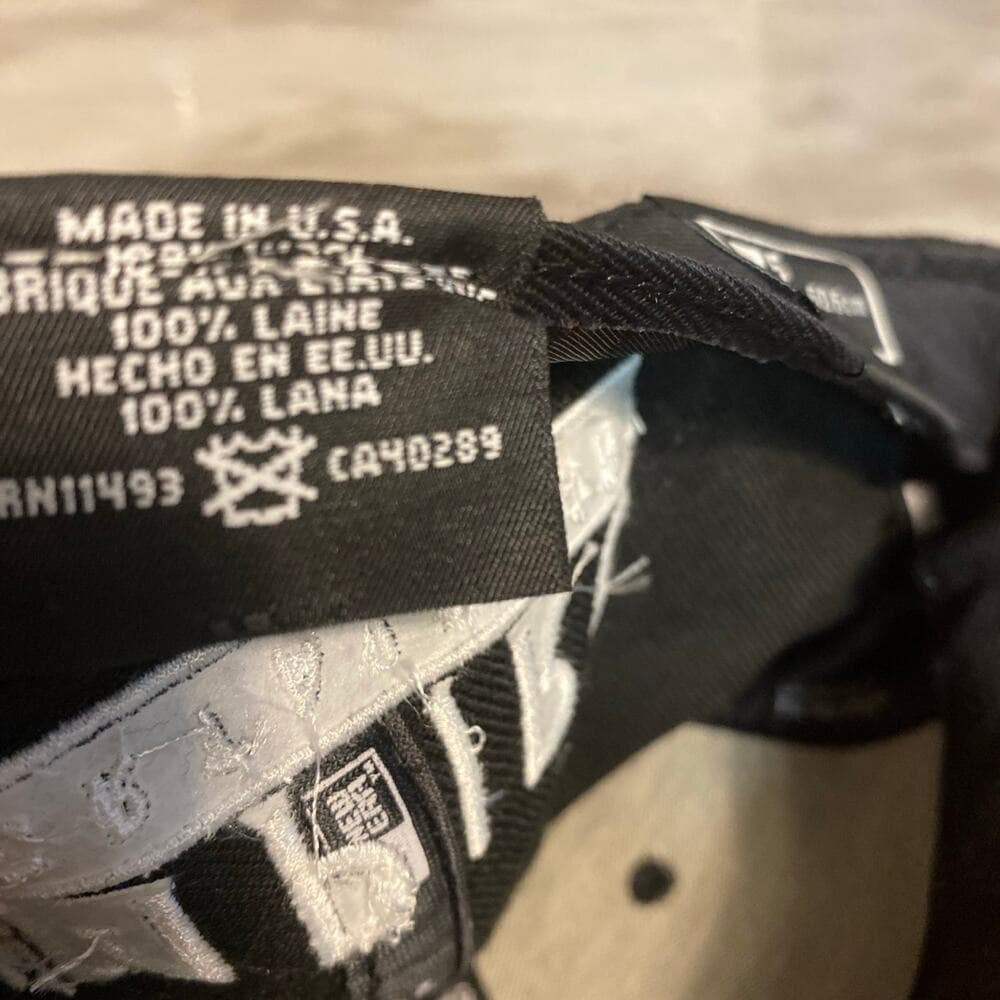 New Era Hat Size 7 5/8 - Thumbnail 4