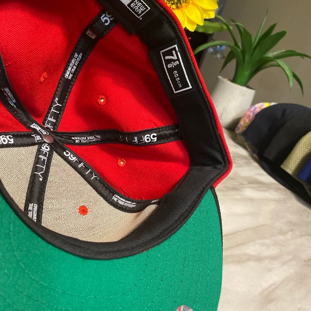 New Era Hat Size 7 5/8 - Thumbnail 4